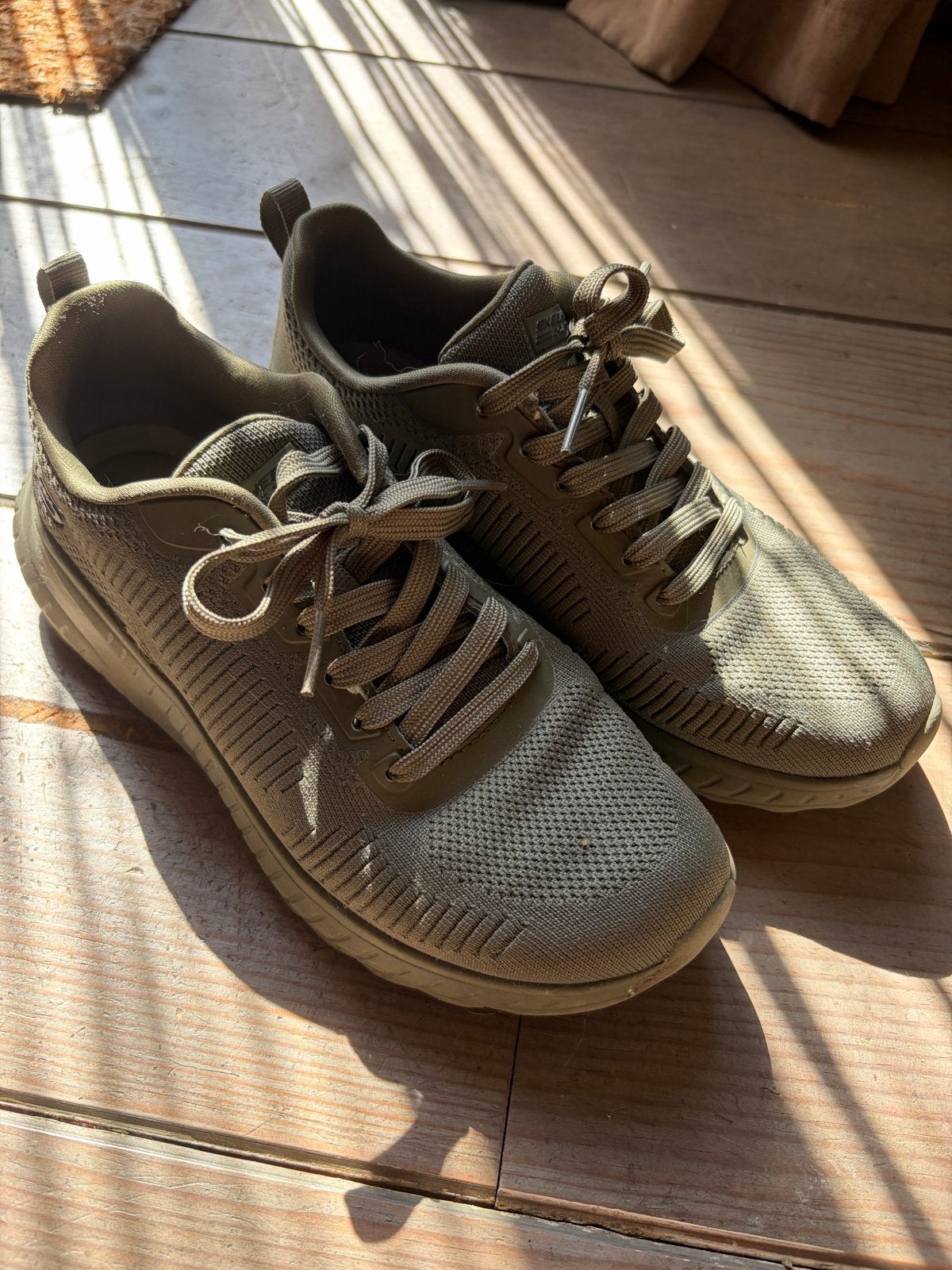 Skechers Bobs Memory Foam Sneakers - Olijfgroen, Kleding | Dames, Schoenen, Ophalen of Verzenden, Groen, Sneakers of Gympen, Zo goed als nieuw