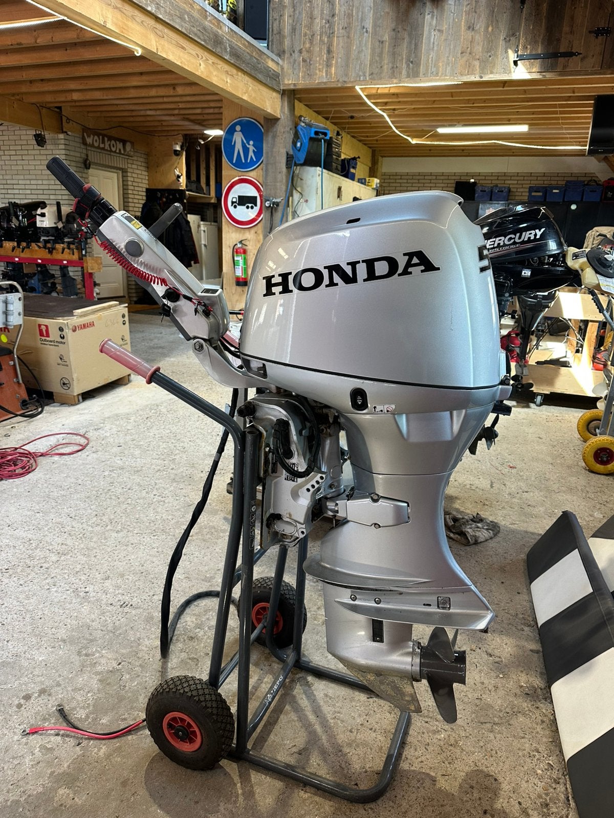 HONDA BF20 kort, €1400 euro Diverse VERKOOP buitenboordmotor, Watersport en Boten, Buiten- en Binnenboordmotoren, Ophalen, Zo goed als nieuw