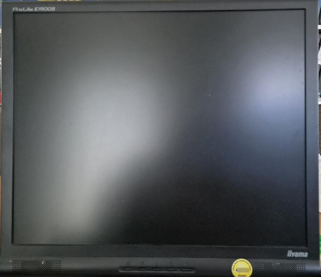 Ilyama monitor PL1900, Computers en Software, Monitoren, Gebruikt, 60 Hz of minder, DVI, VGA, Ingebouwde speakers, Overige typen