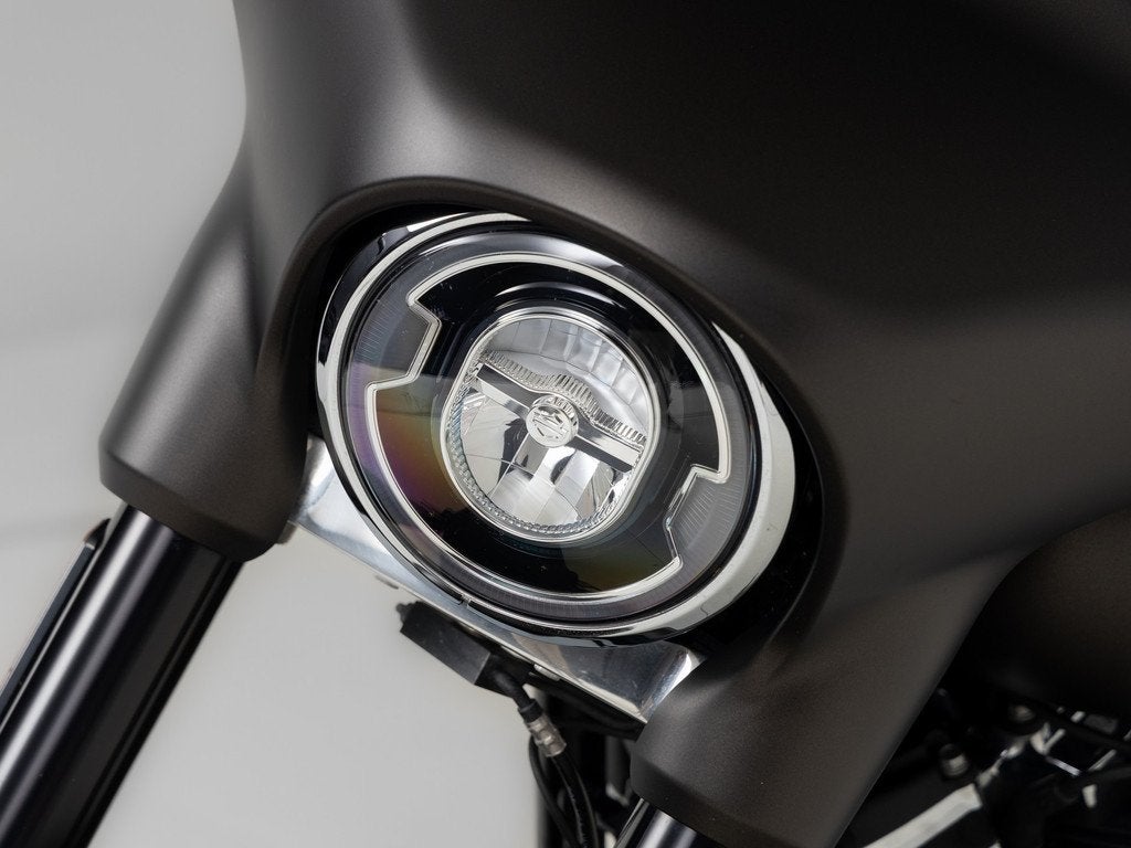 Harley-Davidson FLSB Sport Glide Solid Color (bj 2020), Motoren, Motoren | Harley-Davidson, Bedrijf, Overig, 2100 cc, Laan van Vredenoord 33
2289 DA  Rijswijk ZH, NL