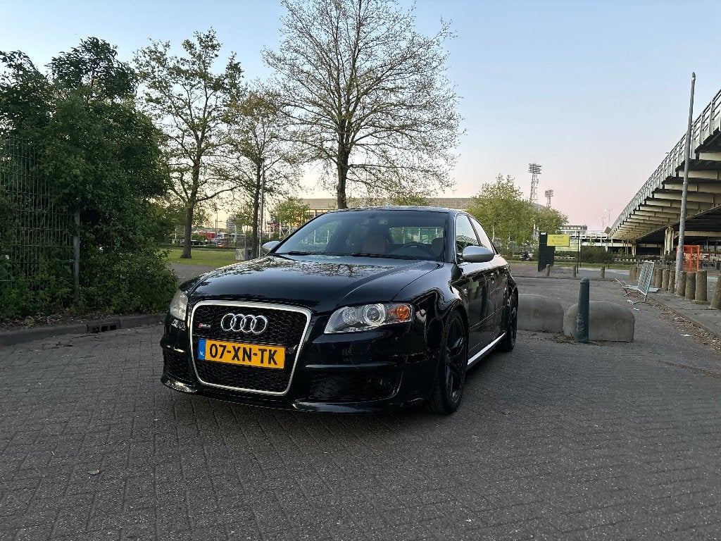 Audi RS4 4.2 FSI V8 Quattro 2007 Zwart Full Option Exclusive, Auto's, 8 cilinders, Bi-Xenon koplampen, Zwart, Leder