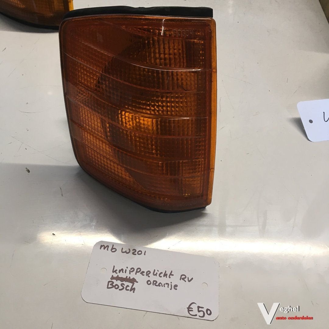 Mercedes W201  Knipperlicht Bosch  Rechtsvoor