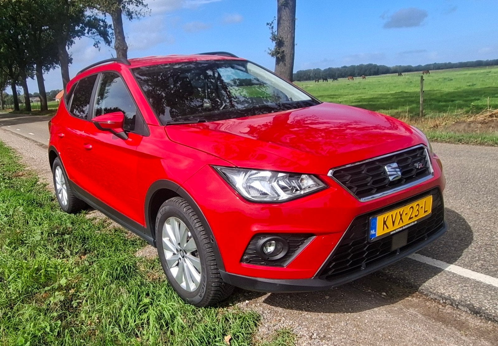 Seat Arona 1.0 TGI 90pk 2020 Rood, Auto's, Voorwielaandrijving, Arona, Overige brandstoffen, 1208 kg