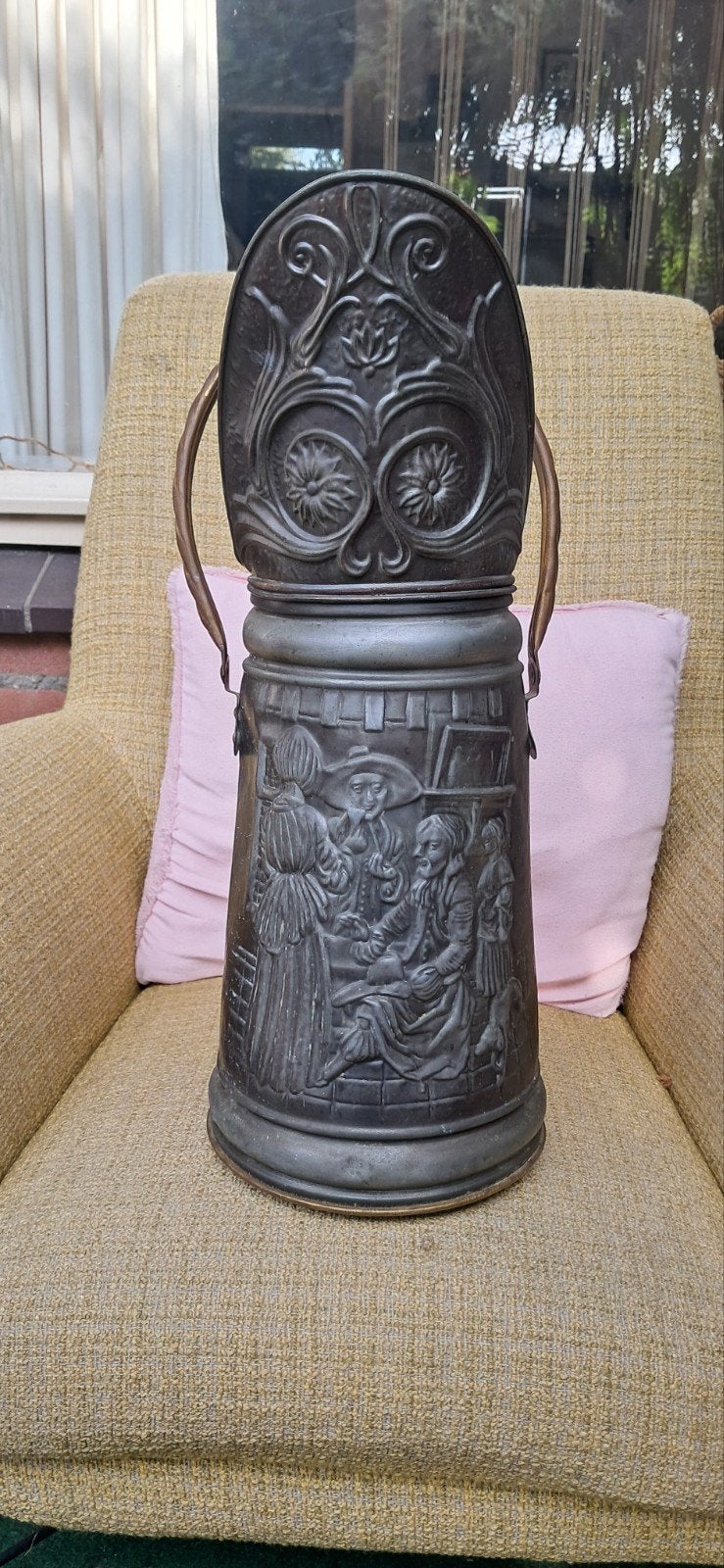 Antieke Kolenkit met Reliëfdecoratie, Ophalen of Verzenden