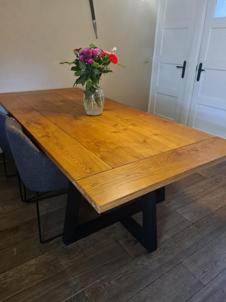 Robuuste eettafel 240x119 cm, Gebruikt, 200 cm of meer, Vijf personen of meer, Rechthoekig