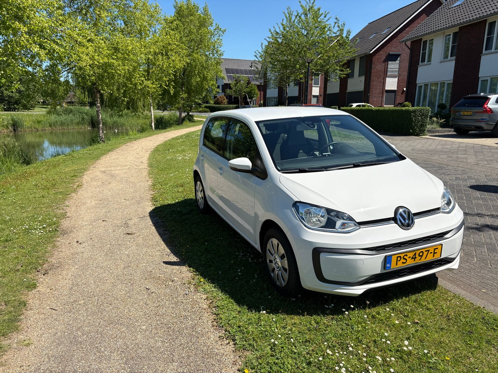 Volkswagen up! 1.0 44KW 3-DRS 2017 Wit, Auto's, Volkswagen, Voorwielaandrijving, Up!, 4 stoelen, Wit