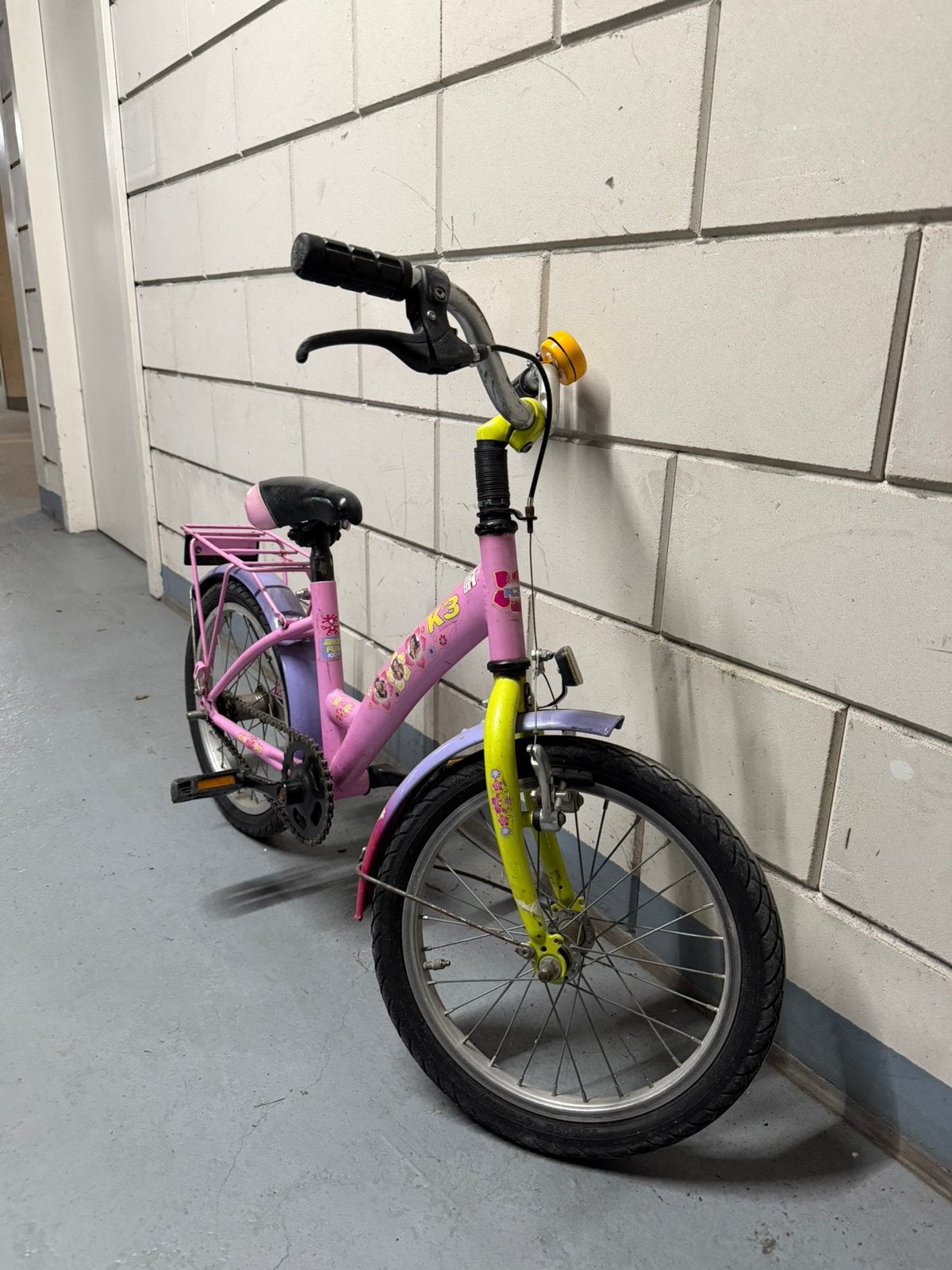 Kinder fiets, Ophalen, Gebruikt, Velgrem, Minder dan 16 inch