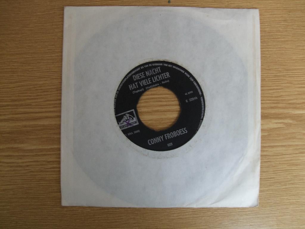 CONNY FROBOESS   DIESE NACHT HAT VIELE LICHTER / IST ES WAHR, 7 inch, Single, Ophalen of Verzenden, Zo goed als nieuw