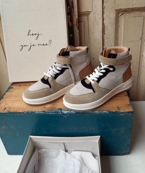 Zusss sneakers hoog nieuw 40, Kleding | Dames, Schoenen, Nieuw, Ophalen of Verzenden, Sneakers of Gympen, Zusss