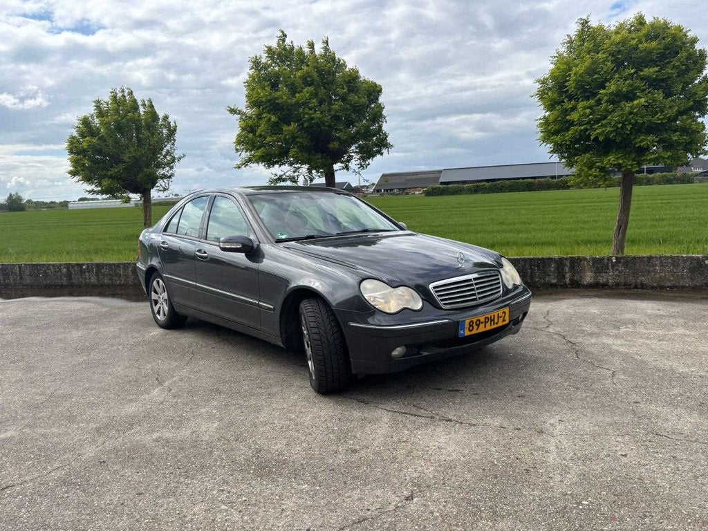 Mercedes-Benz - 2000 - C-klasse - 200 K. Elegance - 89-PHJ-2, Auto's, Mercedes-Benz, Achterwielaandrijving, Gebruikt, 4 cilinders