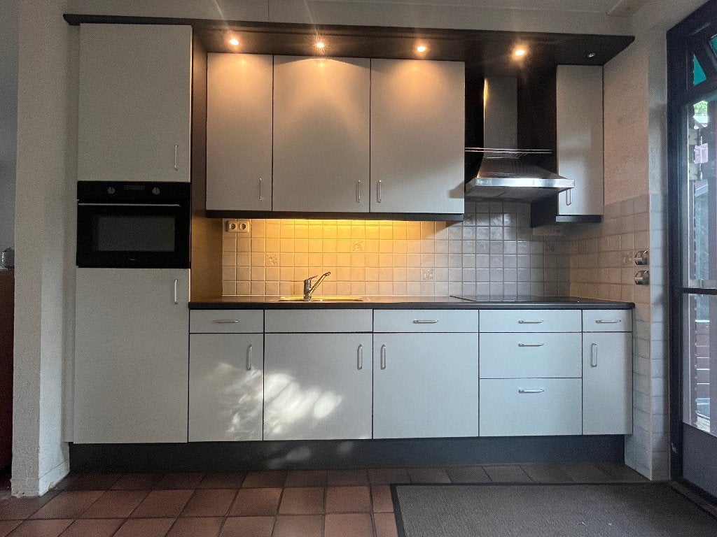 Complete keuken incl. inbouwapparatuur - ca. 315 cm, Huis en Inrichting, Ophalen, Gebruikt, Kunststof, Enkelwandige keuken