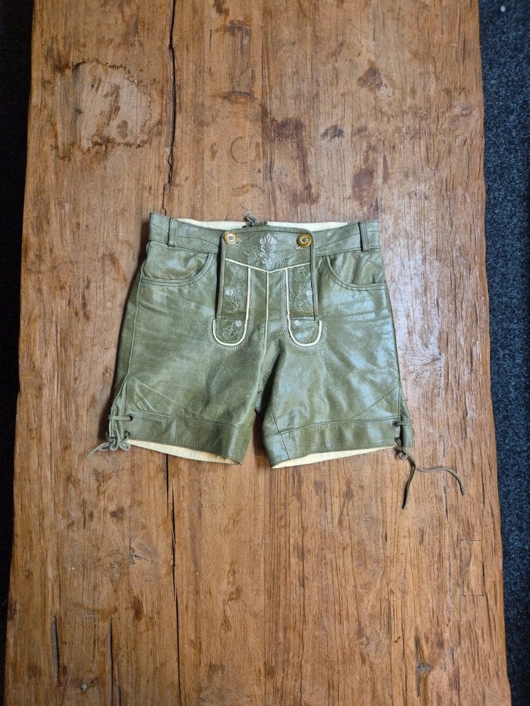 Mooie groene dames lederhosen, Kleding | Dames, Djt@dejuistetoon.eu, Ophalen of Verzenden, Mon Plaisir 19, Etten-Leur, Netherlands