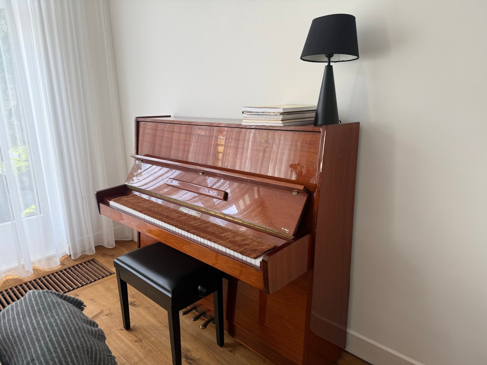 Sängler & Söhne Piano - Hoogglans Bruin, Muziek en Instrumenten, Piano's, Ophalen, Gebruikt, Bruin, Piano