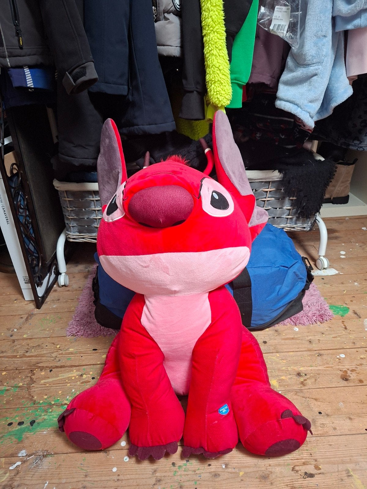 Grote rode Stitch knuffel met geluid - 60 cm hoog, Overige typen, Ophalen of Verzenden, Middelgroot (20 tot 80 cm), Rood