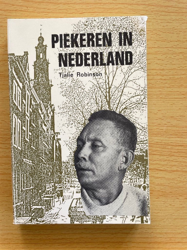 Kijk op NL van de voorvechter van de Indische gemeenschap, Ophalen of Verzenden, Gelezen, Tjalie Robinson