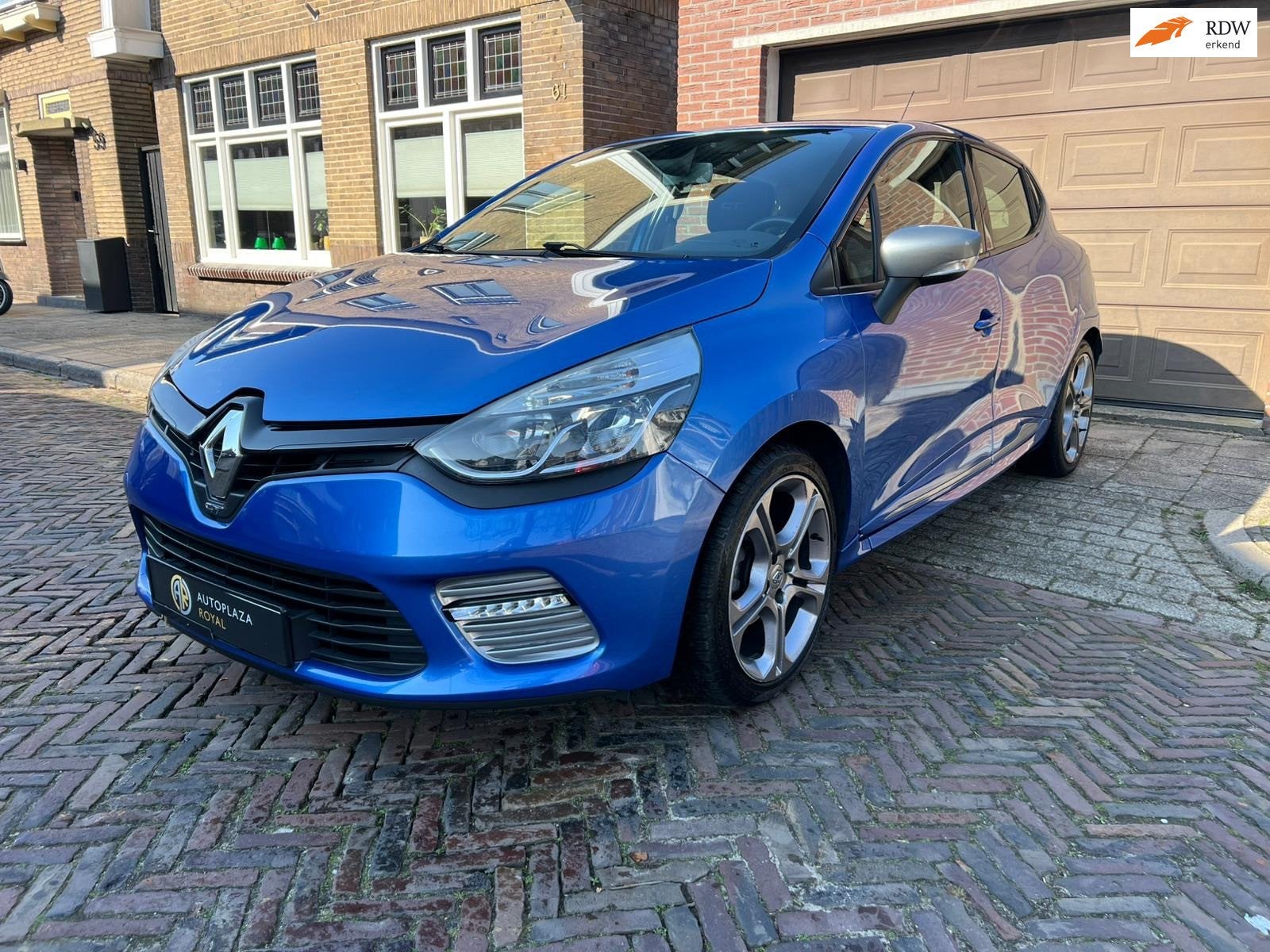 Renault Clio 1.2 GT, Auto's, Renault, Bedrijf, Te koop, Clio, ABS, Achteruitrijcamera, Airbags, Airconditioning, Automatische klimaatregeling