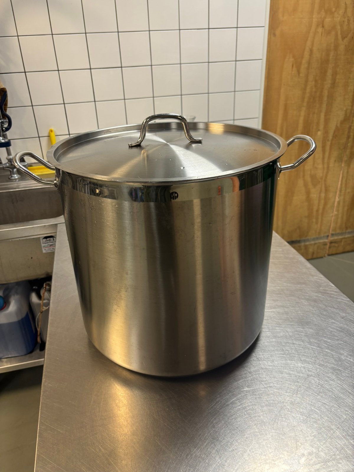 Grote soeppan - 50 liter, Ophalen, Met deksel, Zo goed als nieuw, Rvs
