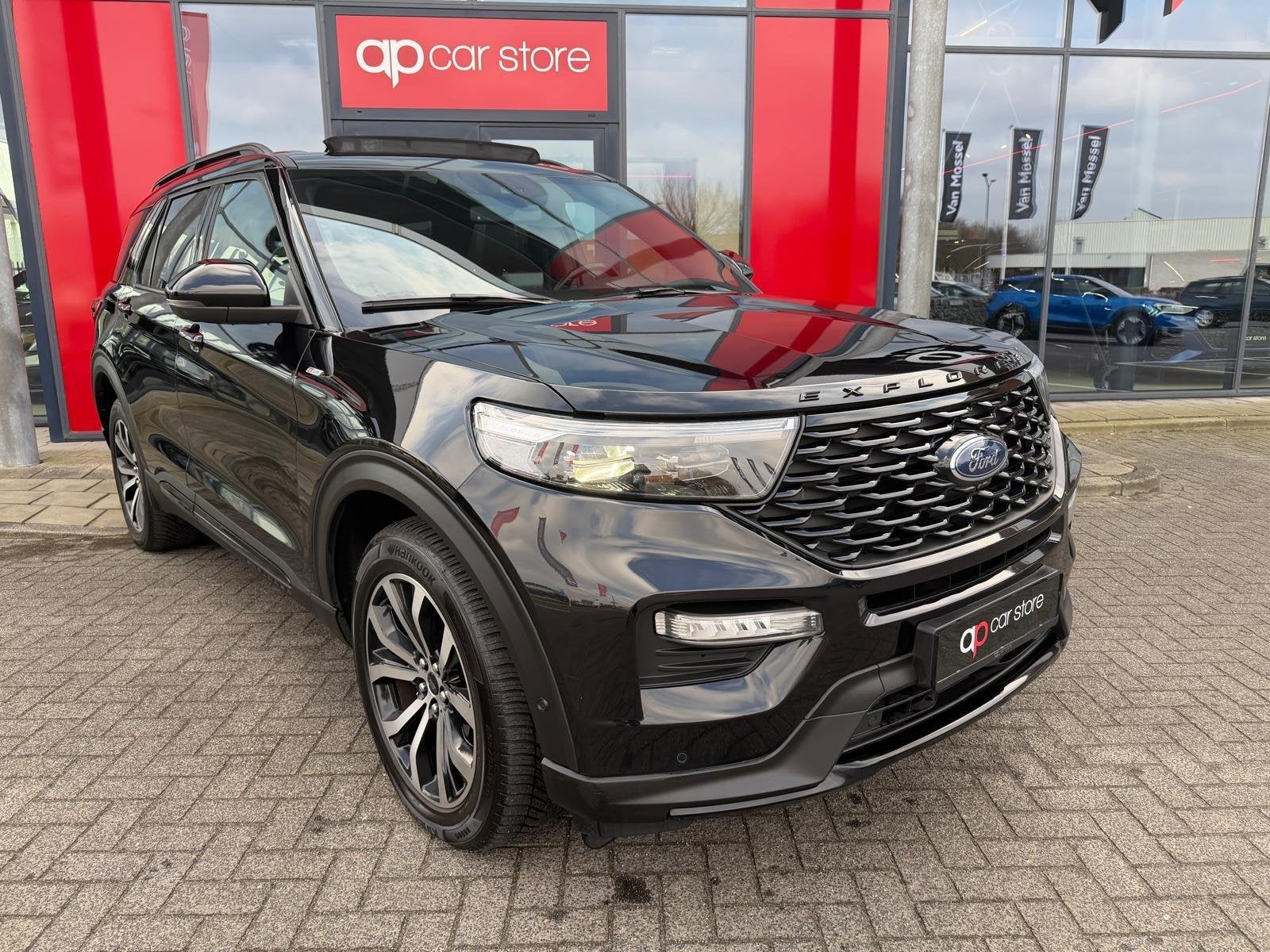Ford Explorer 3.0 V6 EcoBoost PHEV ST-Line 7 persoon, Auto's, Automaat, Dealer onderhouden, 14 kWh, Zwart