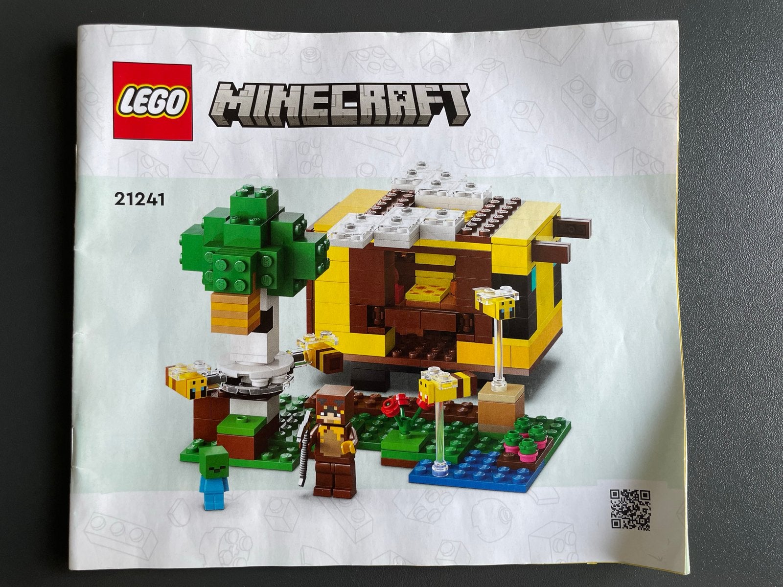 LEGO Minecraft De Bijenboerderij (21241) Compleet, Ophalen of Verzenden, Zo goed als nieuw, Overige merken