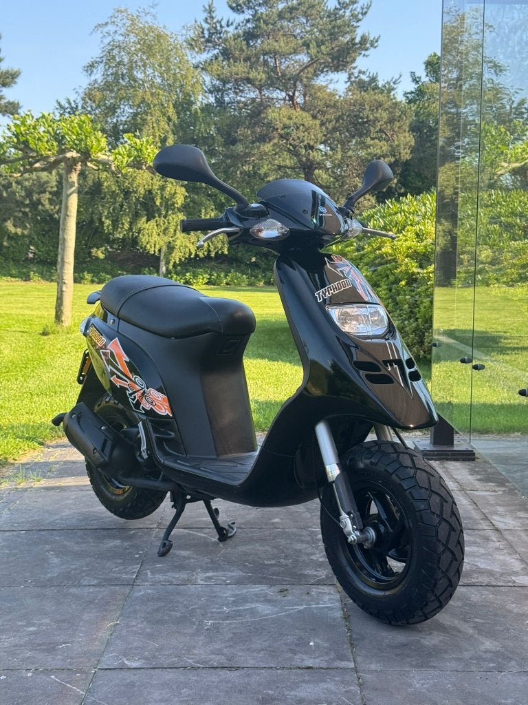 ⭐️Piaggio Typhoon 50cc 2 takt 2000 Km NIEUWSTAAT⭐️, Niet ingevuld, Niet ingevuld, Niet ingevuld