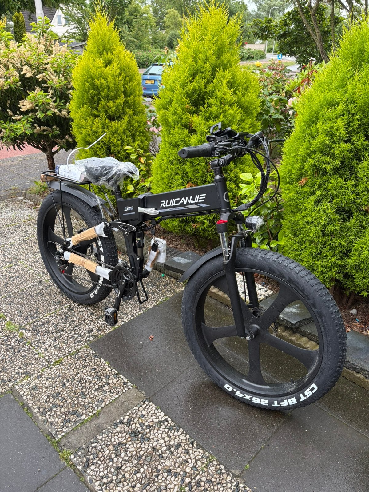 Te koop: elektrische fiets met 26-inch dikke banden, Fietsen en Brommers, Fietsen | Vouwfietsen, Ophalen of Verzenden, Zo goed als nieuw