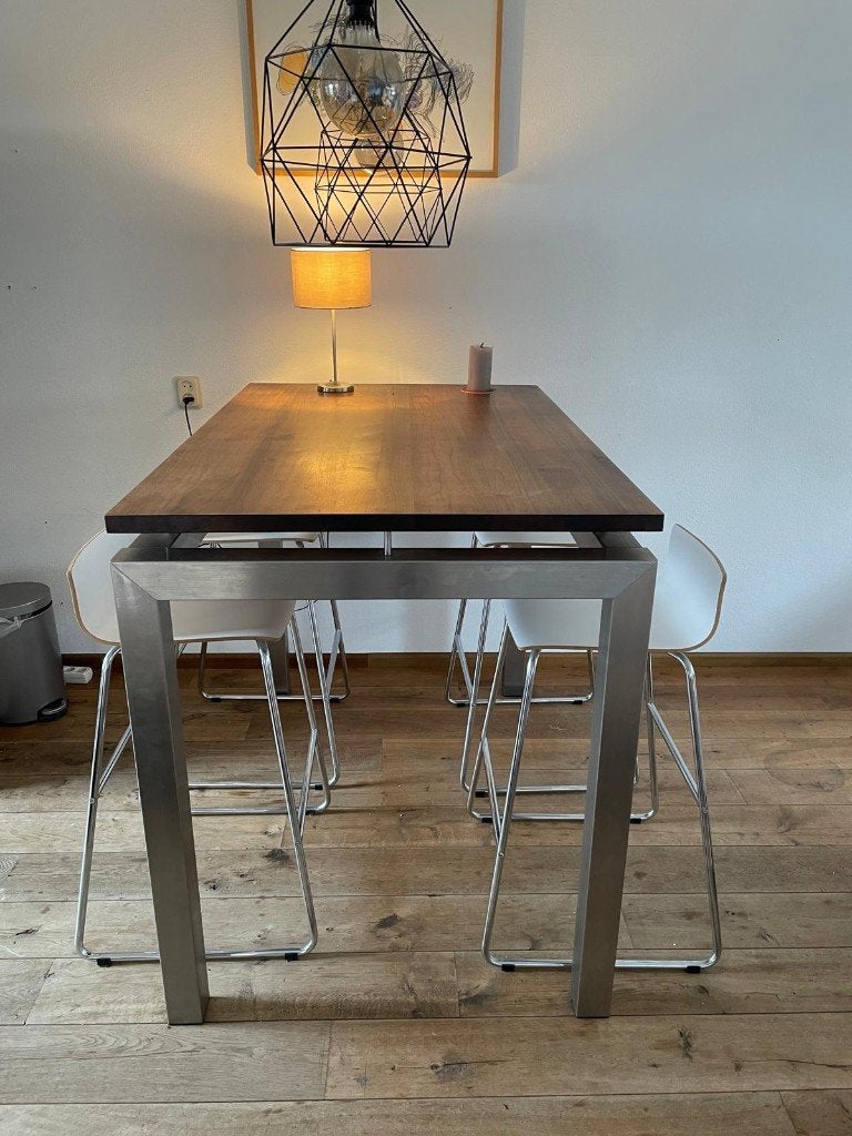 Massieve bartafel met RVS onderstel en design barkrukken, Ophalen, Gebruikt, Inclusief barstoelen