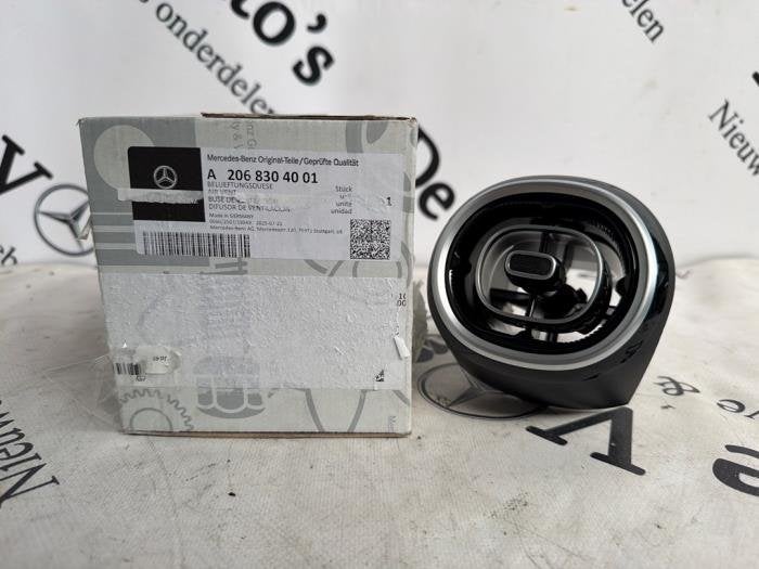 Luchtrooster Dashboard van een Mercedes C-Klasse, -, Nieuw, Ophalen of Verzenden, -