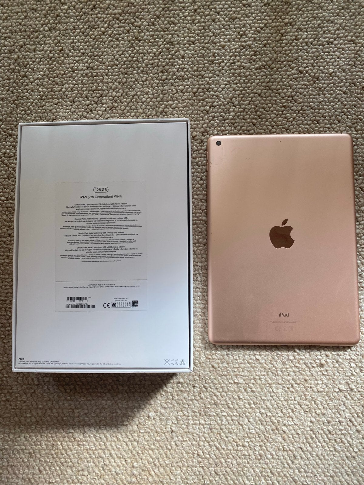 Apple iPad (7e generatie) Wi-Fi 128 GB Goud, Computers en Software, 10 inch, Apple iPad, Ophalen of Verzenden, Zo goed als nieuw
