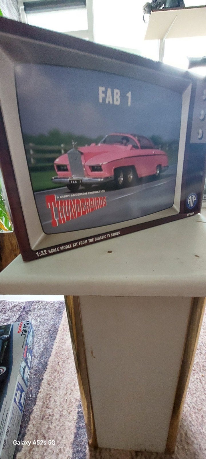 Thunderbirds FAB 1 Modelbouwkit 1:32 Schaal, Overige merken, Auto, Verzenden, 1:32 tot 1:50