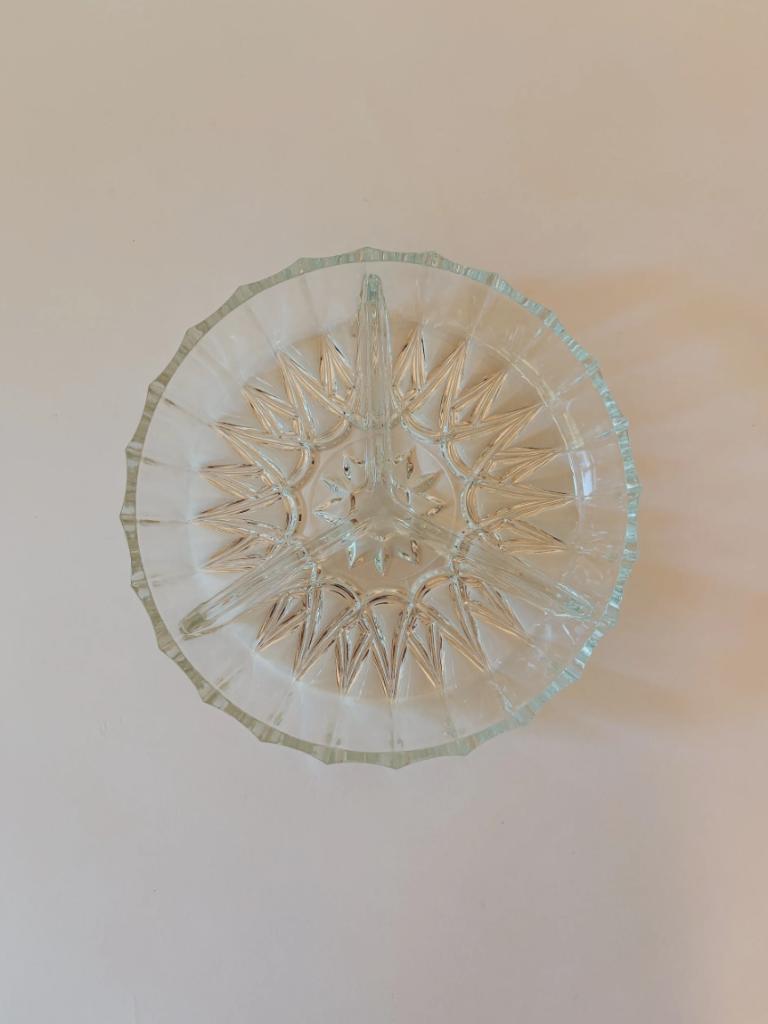 VINTAGE GLAZEN HAPJESSCHAAL | Ø 18,5 CM, Glas of Glazen, -, -, Ophalen of Verzenden