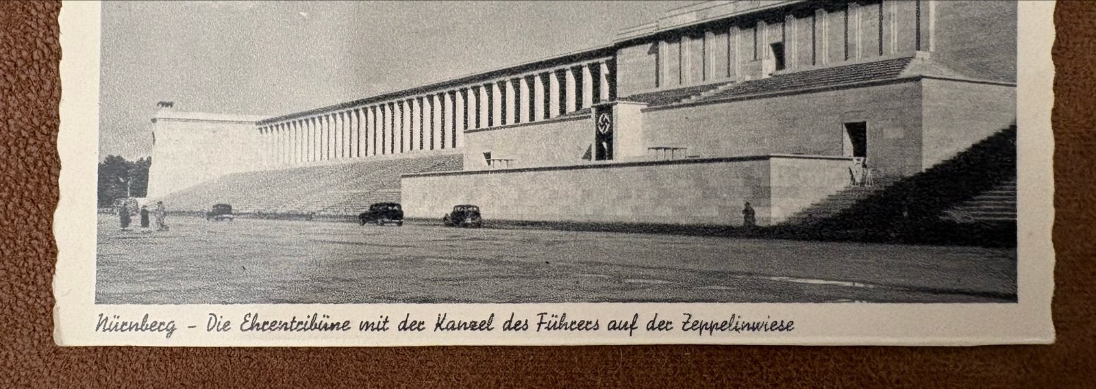 Zeldzame ansichtkaart Neurenberg Zeppelinvlakte (1930-1940), Ophalen of Verzenden, 1920 tot 1940, Gelopen, Duitsland