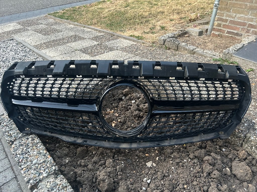 Mercedes-benz CLA Grill zwart c117, Auto-onderdelen, Ophalen, Gebruikt, Voor, Mercedes-Benz