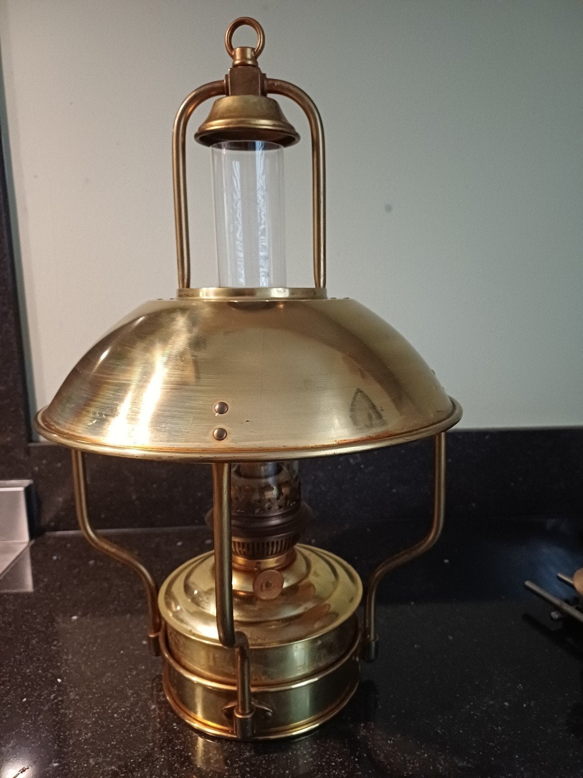 Messing olielamp  42 cm hoog, 25 cm breed - Ideaal voor boot, Ophalen of Verzenden