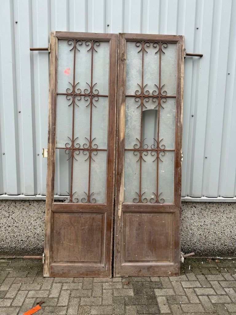 Antieke dubbele taatsdeuren uit een kasteel met raamrooster, Jurgen.hoogenboezem@gmail.com, Binnendeur, Ophalen of Verzenden, Glas
