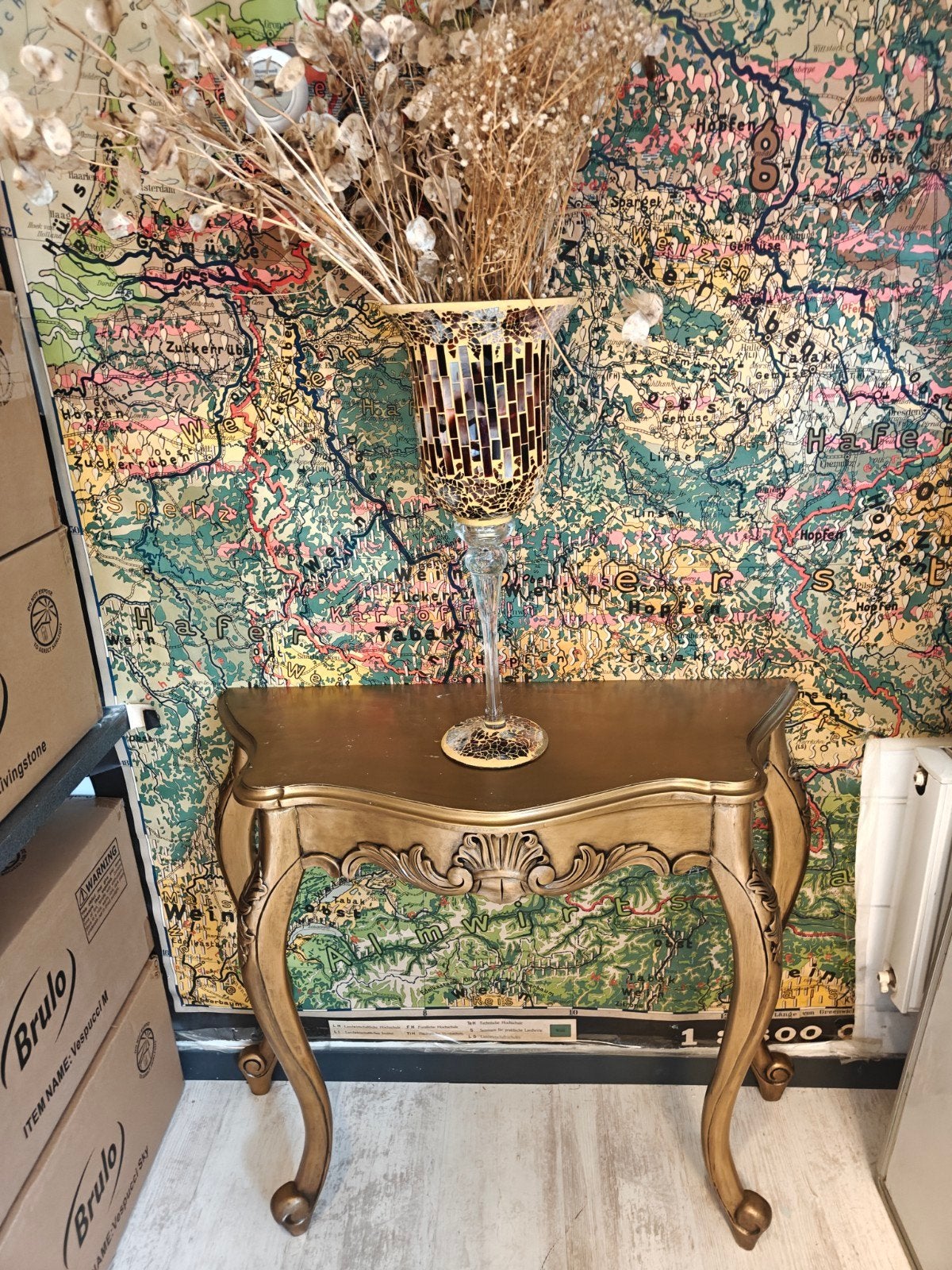 Oude Goudkleurige Houten console/hal tafel met GRATIS vaas, Antiek en Kunst, Curiosa en Brocante, Ophalen