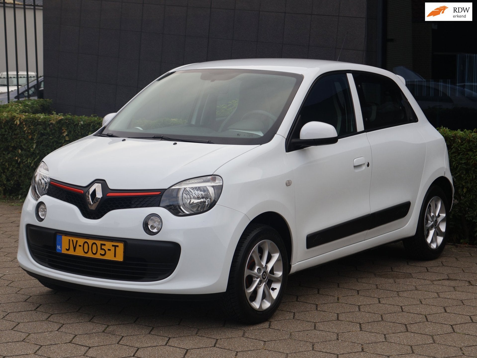Renault Twingo 1.0 SCe Collection|Airco|Carplay|Nav|LMV, Gebruikt, 840 kg, 4 stoelen, Wit