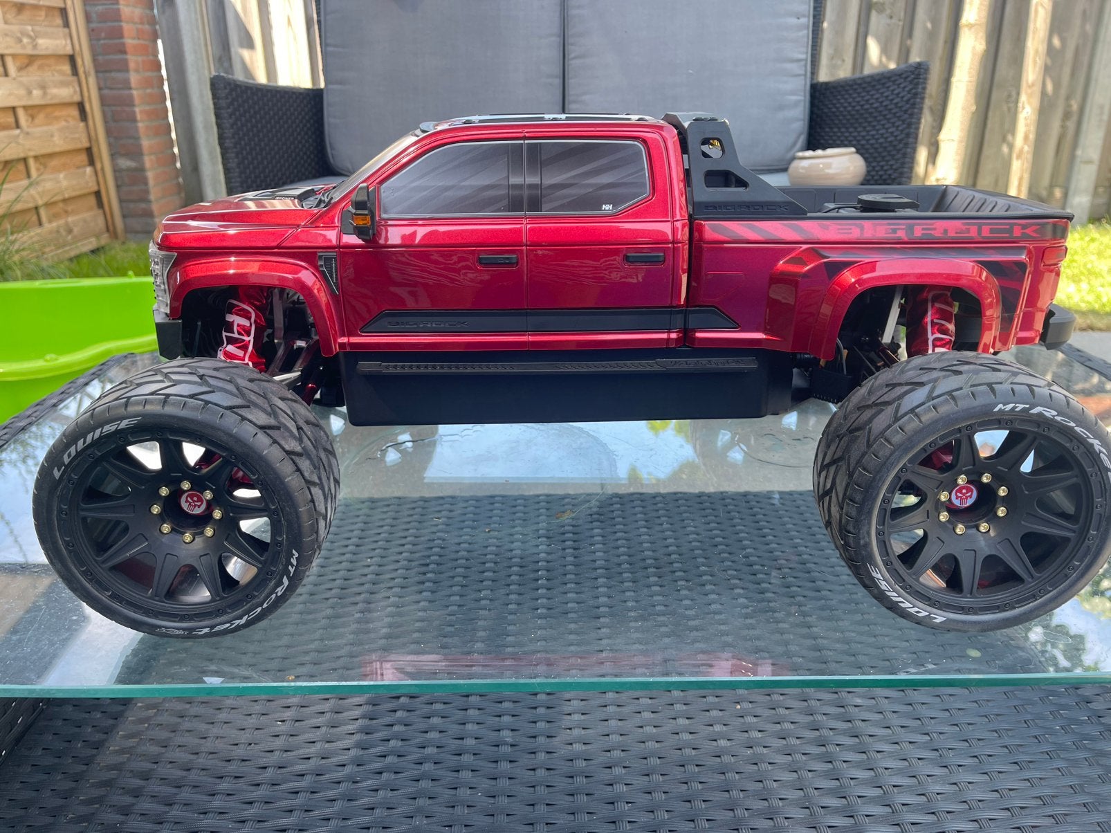 MOOISTE ARRMA BIG ROCK 6S EN MJX HYPER GO OP MARKPLAATS, Ophalen, Zo goed als nieuw, 1:5 t/m 1:8, Auto