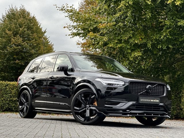 Volvo XC90 2.0 T8 Recharge | AWD | Dark Label | Panoramadak, 4 cilinders, 1969 cc, 7 stoelen, Zwart
