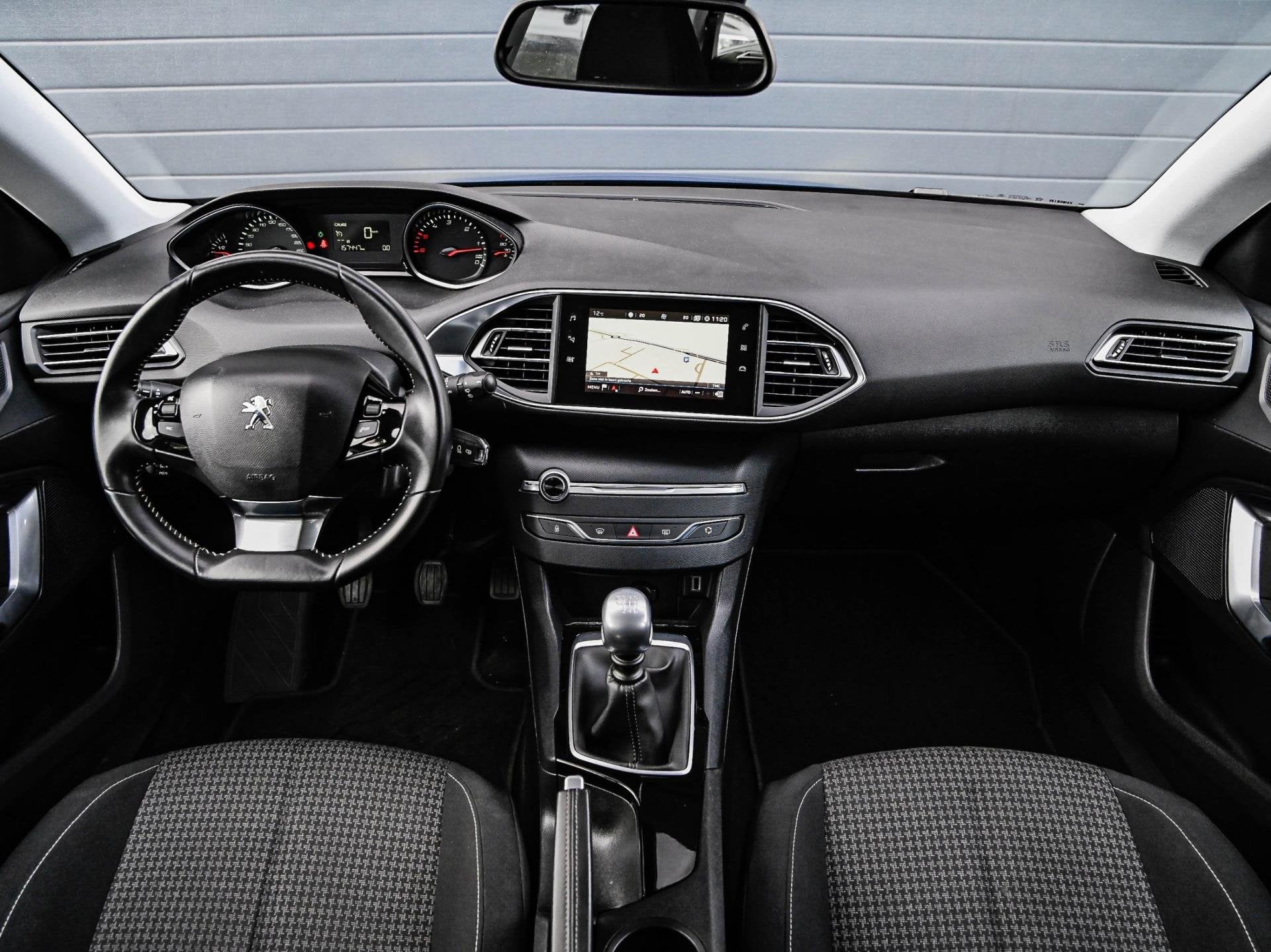 Peugeot 308 SW 1.5 BlueHDi Allure | Navi | Climate control |, Auto's, Gebruikt, 4 cilinders, Blauw, 140 €/maand