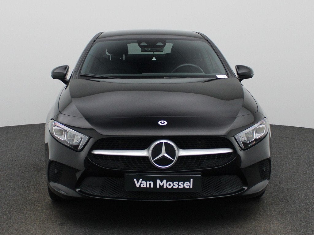 Mercedes-Benz A-Klasse Limousine A 250 e | Lederen Bekleding, Auto's, 12 maanden, Stof, Gebruikt, Zwart