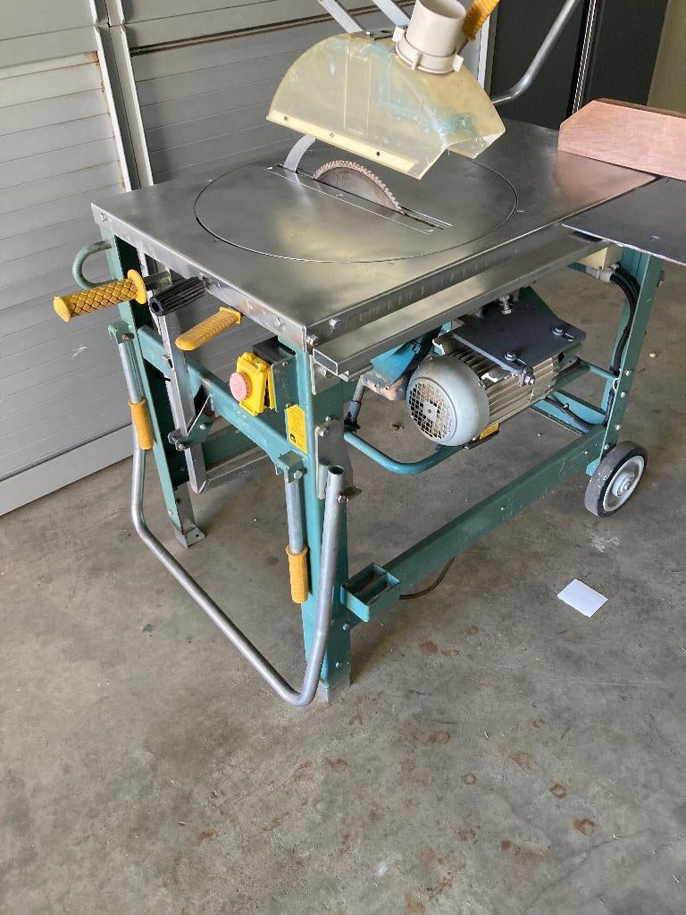 zaagtafel gjerde bouwzaag  380 volt, Doe-het-zelf en Verbouw, Gereedschap | Zaagmachines, Ophalen, Gebruikt, Cirkelzaag, 30 tot 70 mm