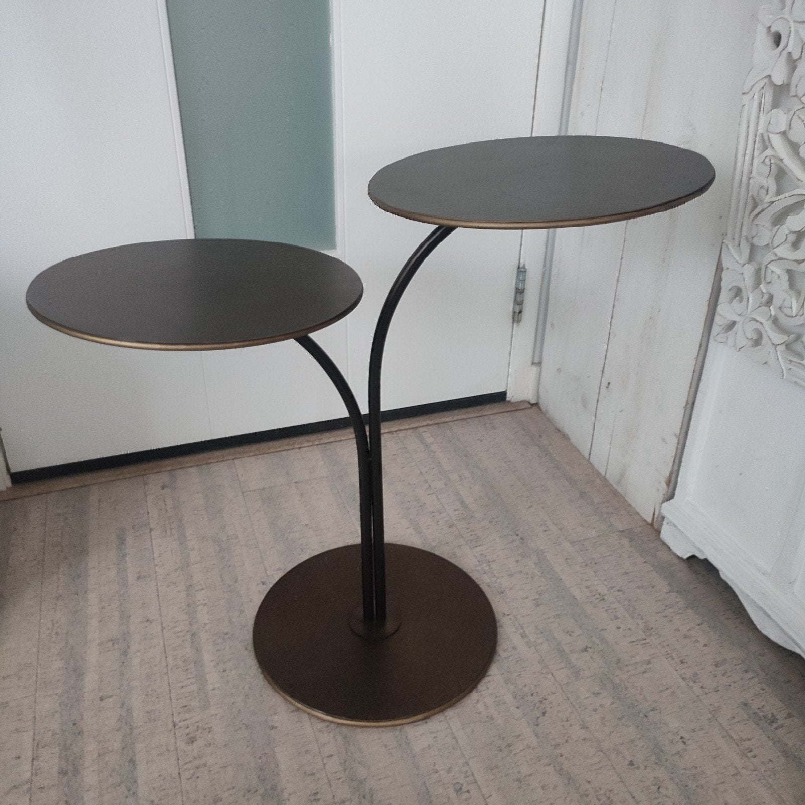metalen bijzettafeltje / plantentafel 47/57 cm, Minder dan 55 cm, Metaal of Aluminium, Rond, Zo goed als nieuw