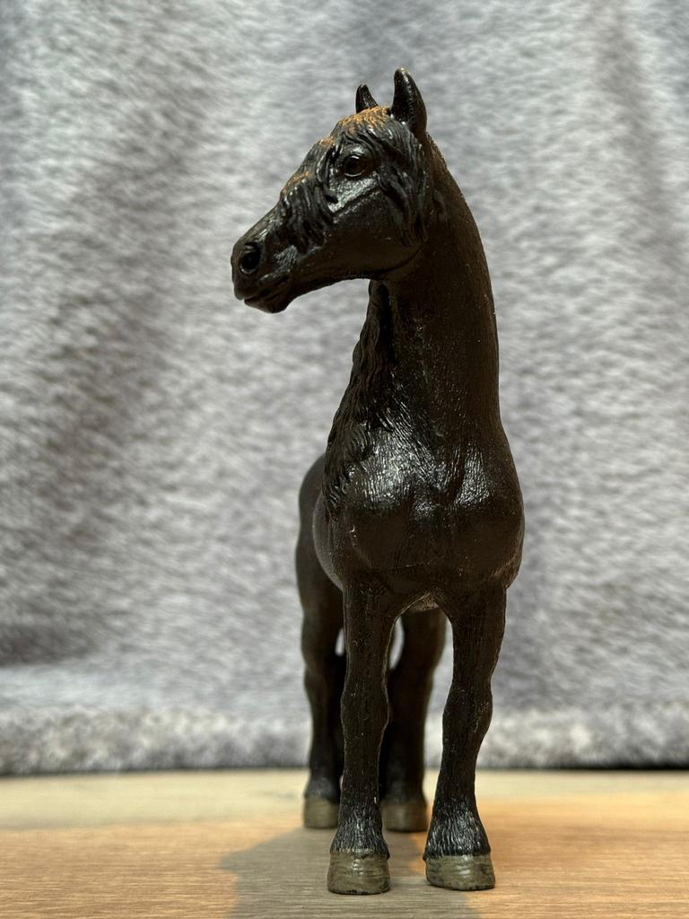Schleich Friese hengst (2014), Ophalen of Verzenden, Gebruikt, Paard, Beeldje of Figuurtje