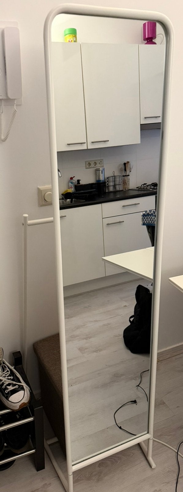 Standing mirror | IKEA KNAPPER | White | Basically new, Ophalen, Zo goed als nieuw