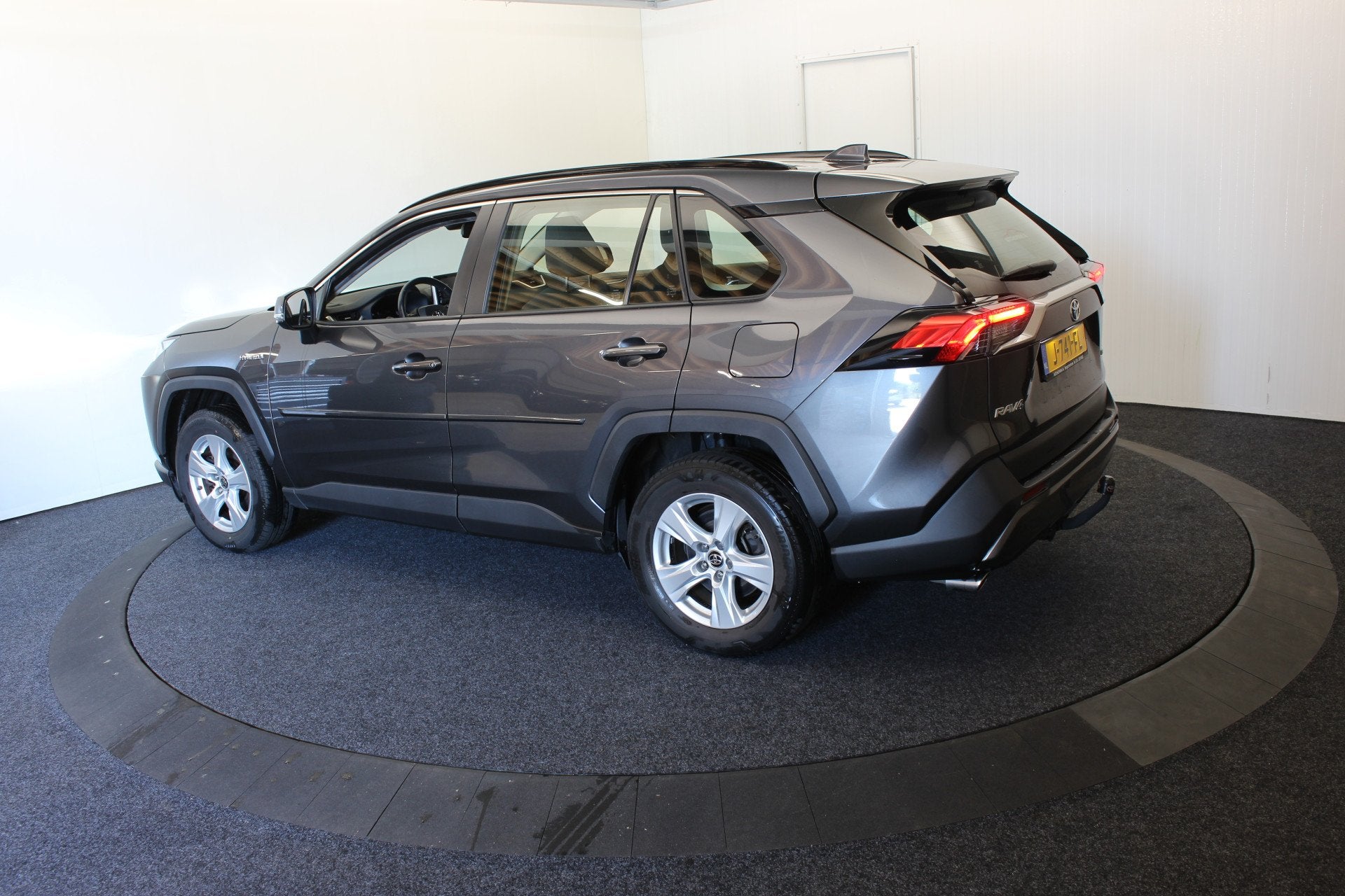 Foto 10 van Toyota RAV4 2.5 Hybrid 218 PK Camera Trekhaak Adep Cruise Ca