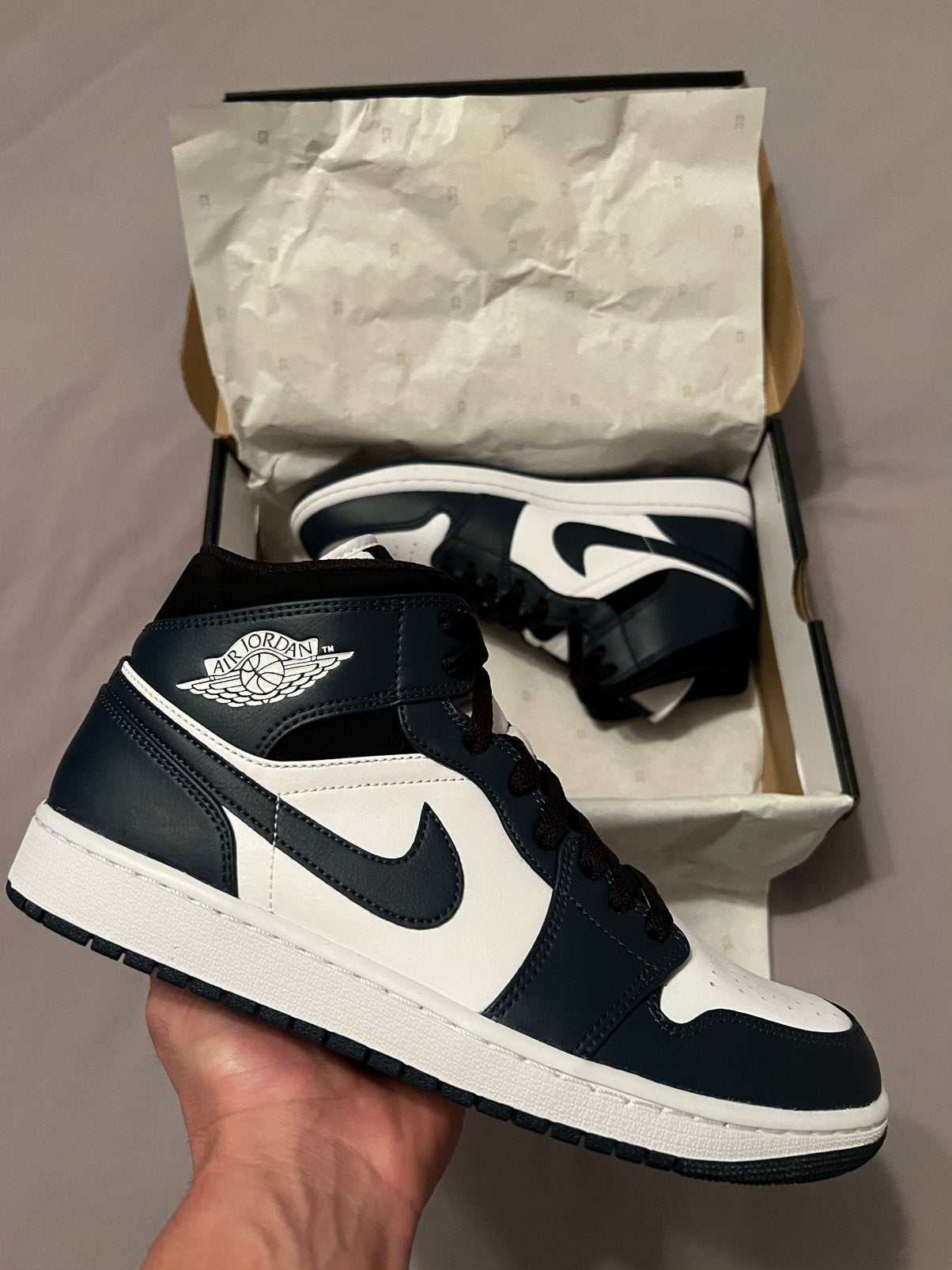 Nike Air Jordan 1 Mid Armory Navy Maat 44, Kleding | Heren, Schoenen, Blauw, Nieuw, Ophalen of Verzenden, Sneakers of Gympen