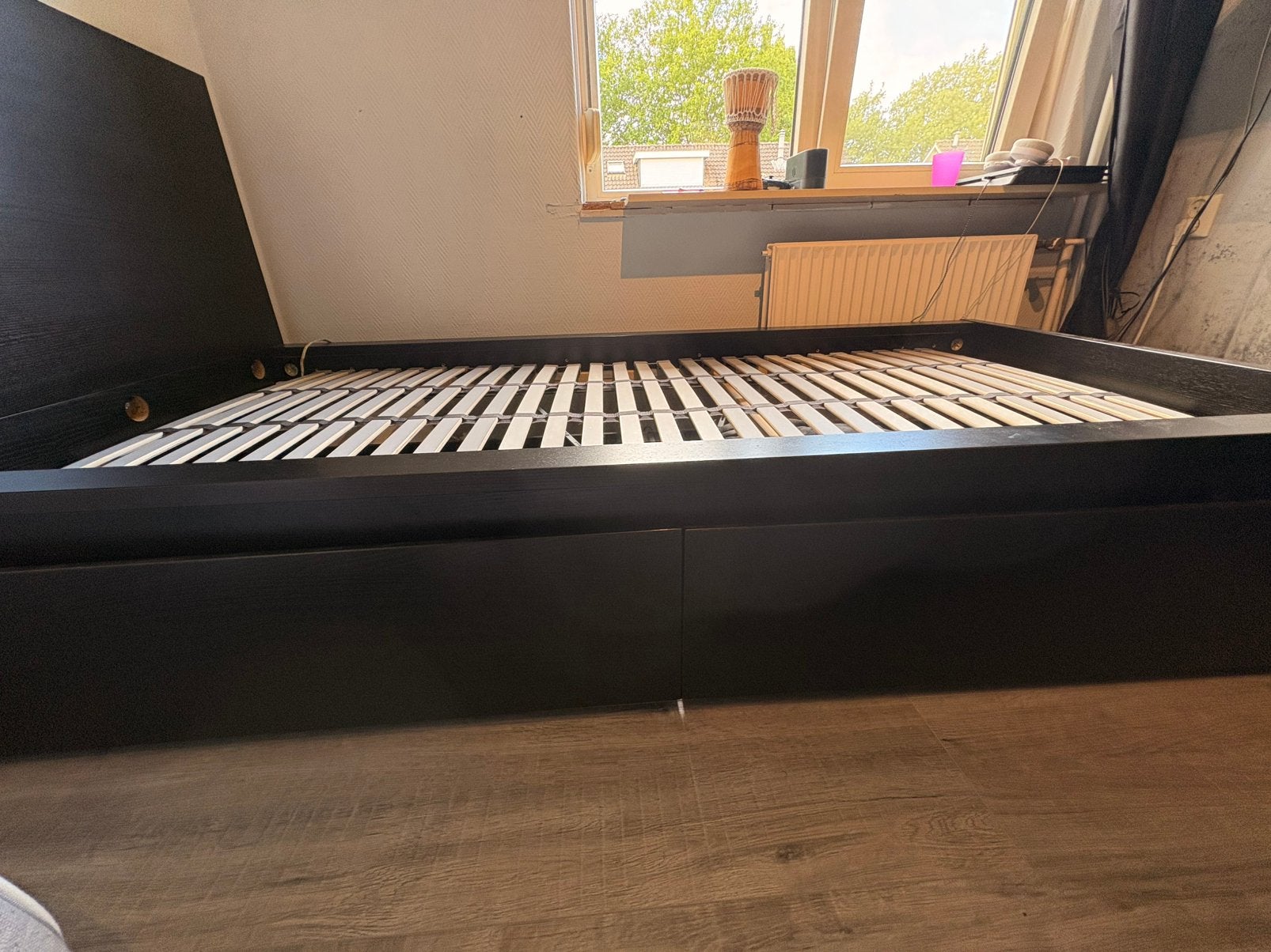 Eenpersoonsbed met opberglades zwart, Huis en Inrichting, Slaapkamer | Bedden, Ophalen, 90 cm, Eenpersoons, Zwart
