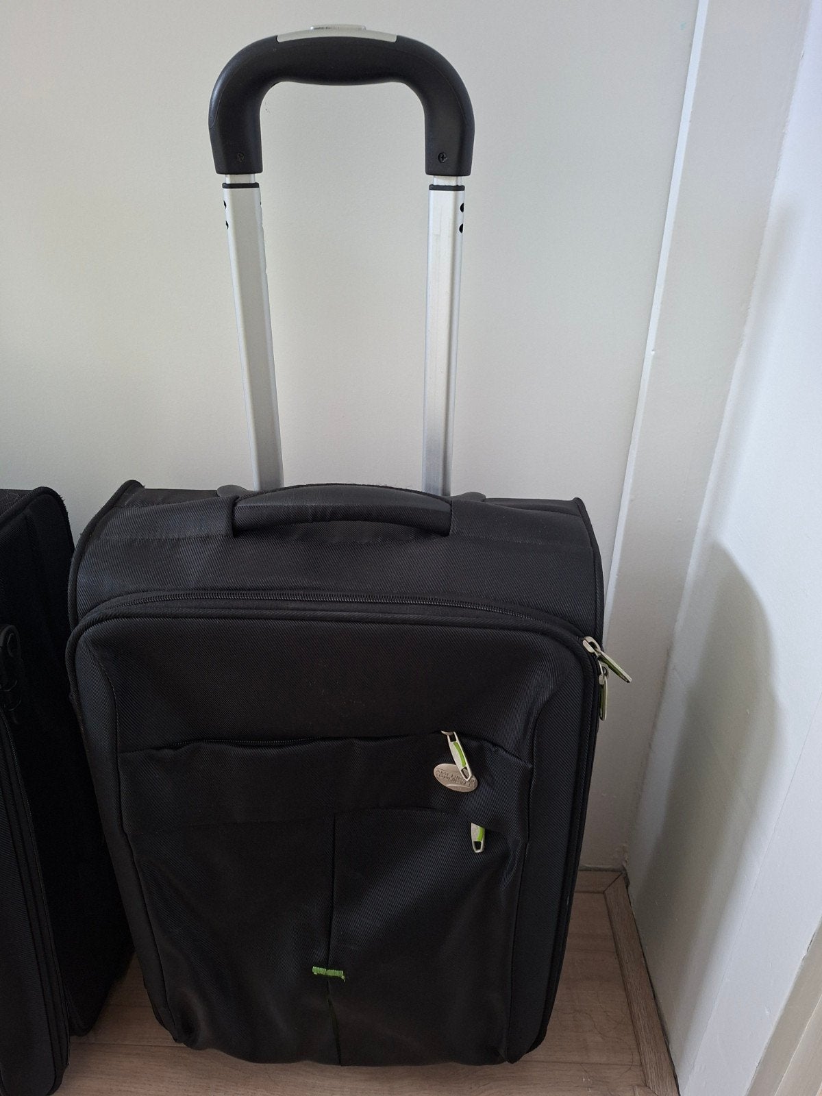 Set van 2 American Tourister handbagage koffers, Minder dan 50 cm, Ophalen of Verzenden, Zo goed als nieuw, Slot