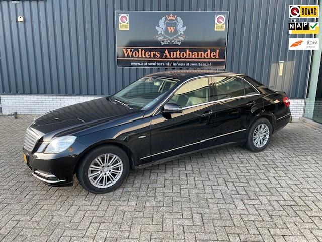 Mercedes-Benz E-klasse 200 CDI Elegance, Auto's, Mercedes-Benz, Automaat, Euro 5, Gebruikt, Zwart