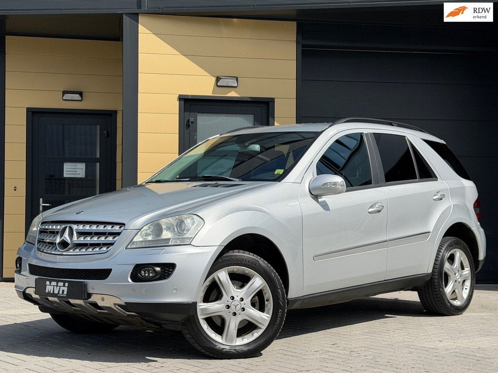 Mercedes-Benz M-klasse 350 Automaat - BTW Auto - Leder - MF, Automaat, Gebruikt, Stoelverwarming, Bedrijf